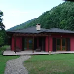 Prázdninový dům Boyana Vacation *